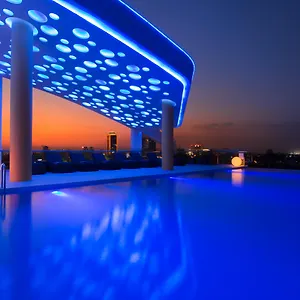Hotel Sun & Moon, Urban 4*
