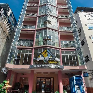银山酒店 3*
