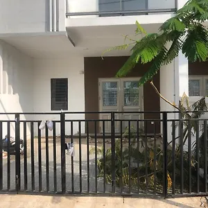 Your Living & Working Sanctuary Near Holiday home Phnom Penh