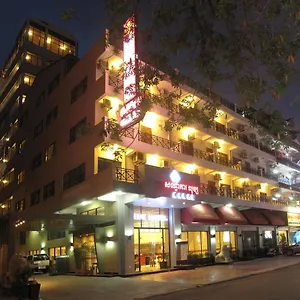 豪华河滨酒店 金边