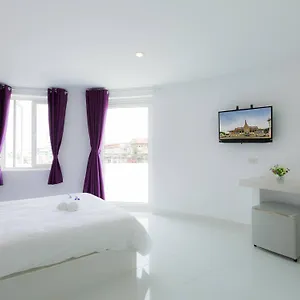 Hotel Zing 3*