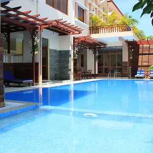 9 Dragon & Restaurant فندق بنوم بنه