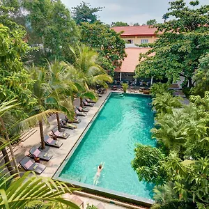 Hotel Plantation Urban & 4*