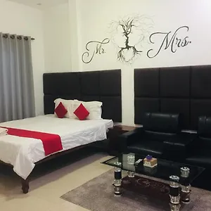 Ez Phnom Penh