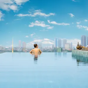 Glow Park Grand Royal Palace Hotel 4*