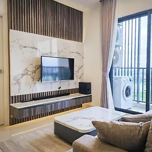 The Parkland 23 Apartment *