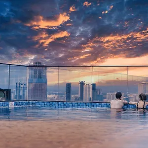 Hotel Luxcity & 4*