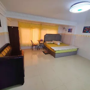Guest house Happy & Restaurant