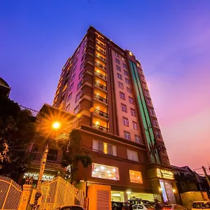 Samnang Laor Hotel 4*